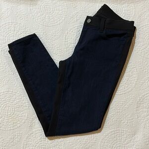 Ann Taylor Two Tone Modern Fit Skinny. Size 4